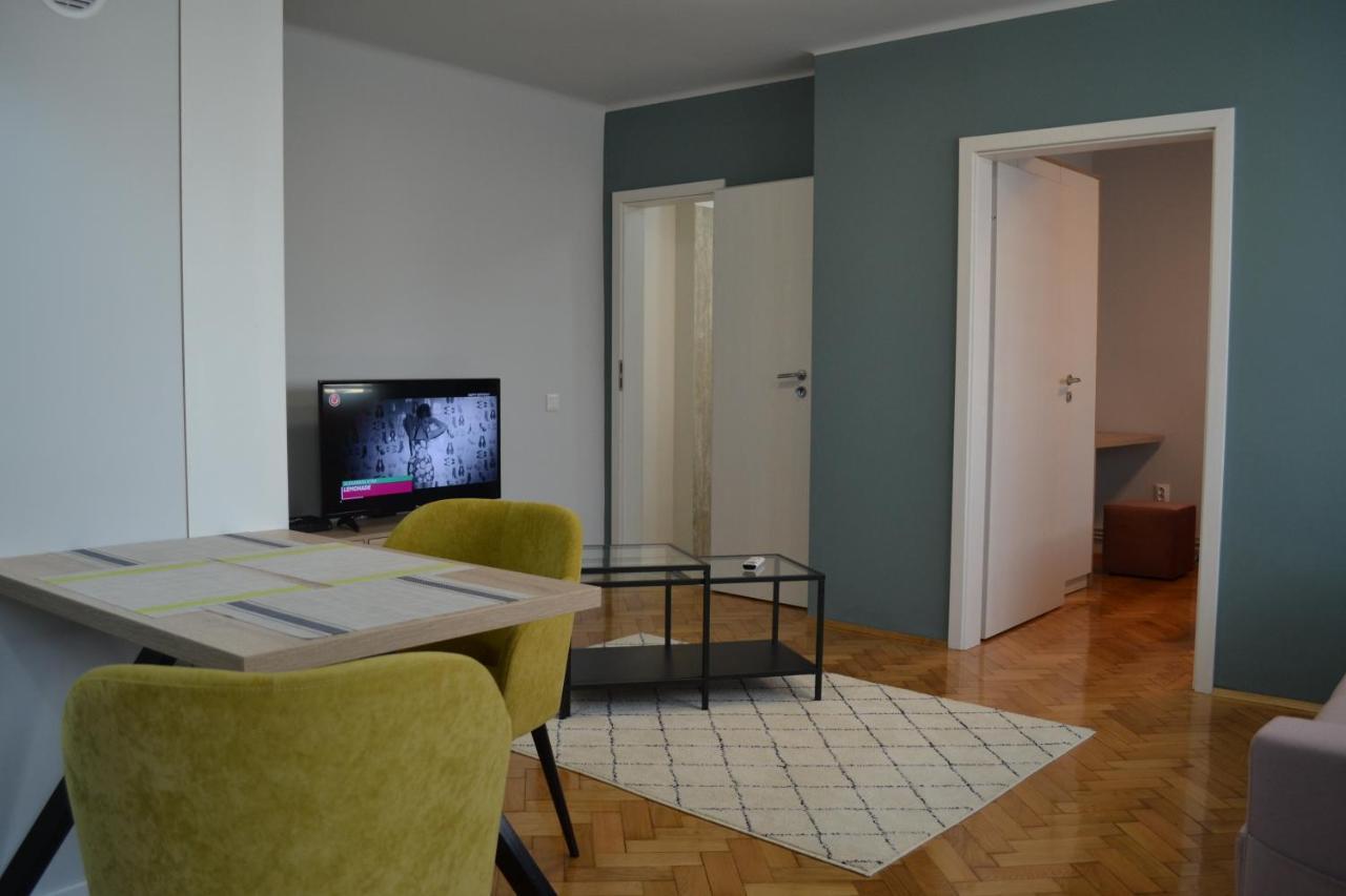 Cluj Central Square 2 Rooms Apartment Cluj-Napoca Exterior photo